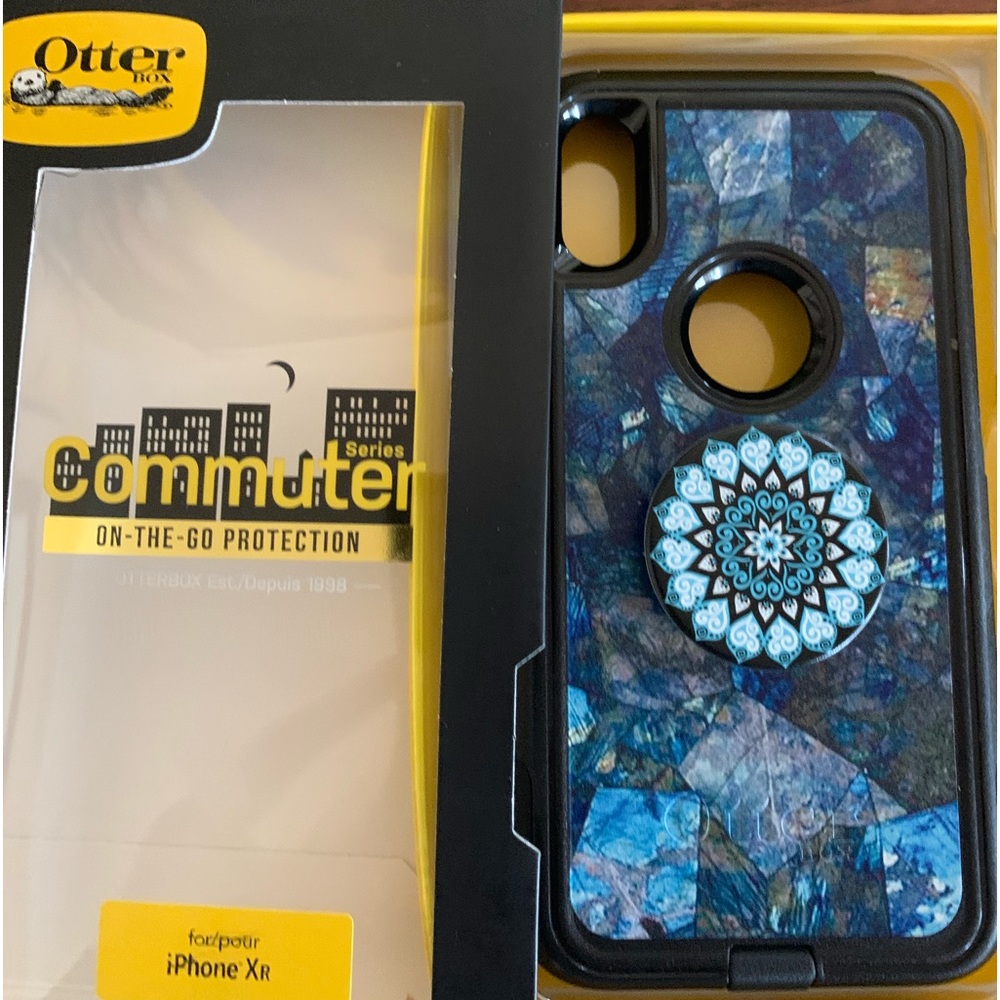 iPhone XR Otter Commuter case with pop holder